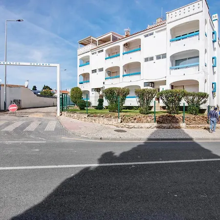 Oura Apartamento *